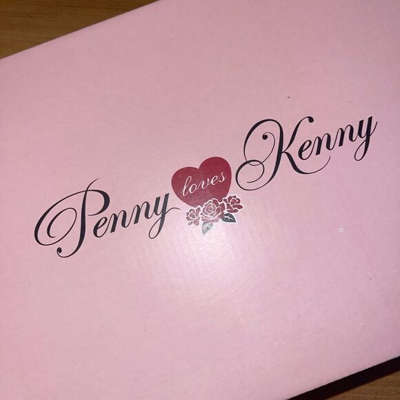 Silver Metallic Diamond Studded Pump Silver Metallic Diamond Studded Pump - Picture 16 of 16